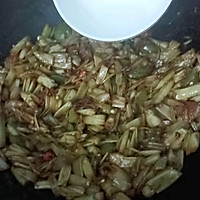 酸辣开胃～炒空心菜梗的做法图解8