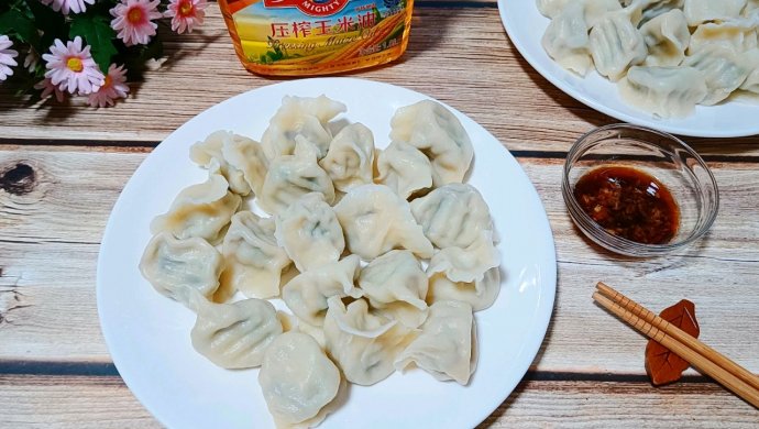 韭苔虾仁三鲜水饺