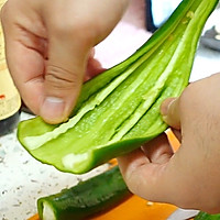 青椒炒肉 下饭菜的做法图解3