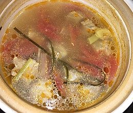 海带番茄排骨汤的做法