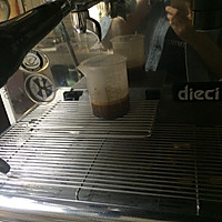 摩卡咖啡冰沙的做法图解3