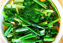 爆炒蒜末油麦菜-很好吃的绿色菜的做法