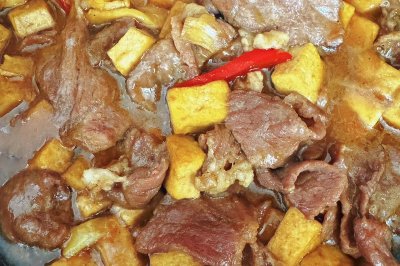 牛肉烧豆腐