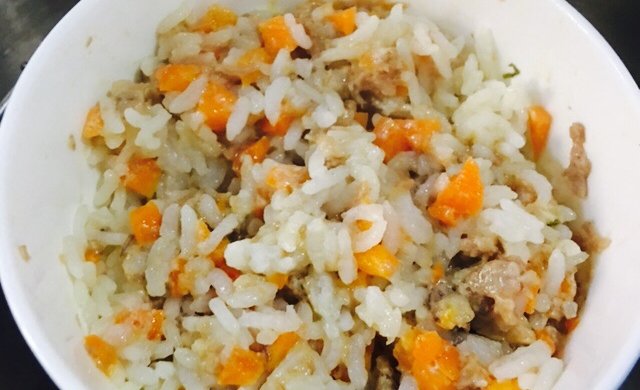 奶酪牛肉闷米饭