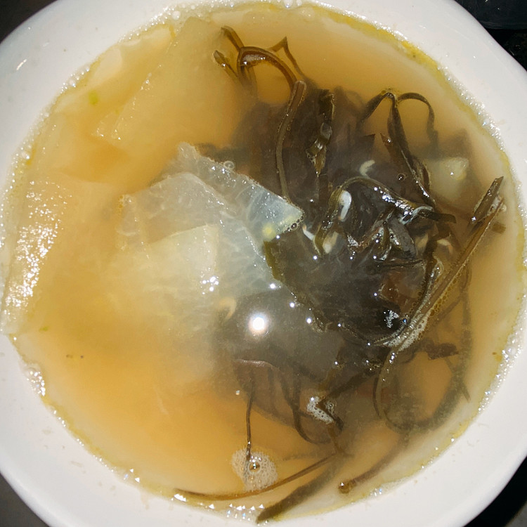 减脂餐 | 海带冬瓜虾皮汤的做法