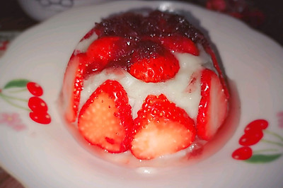 山药草莓蛋糕