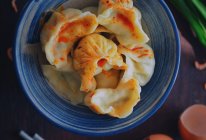#今天吃什么#鲜味十足～南极磷虾干饺子的做法
