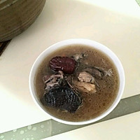 清补凉乌鸡骨头汤的做法图解3