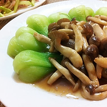 蟹味菇炒小油菜