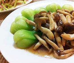 蟹味菇炒小油菜的做法
