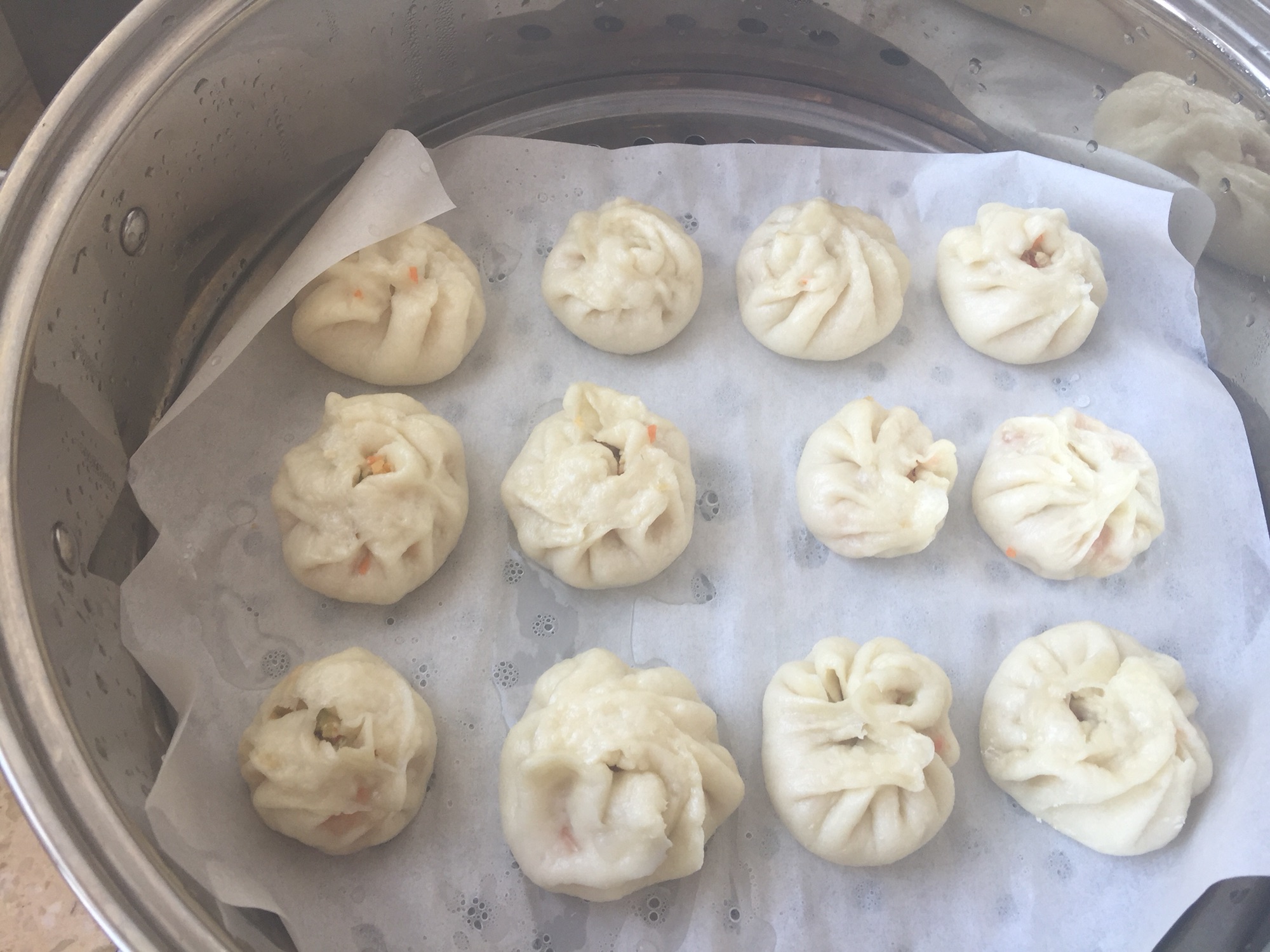 Steamed buns