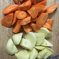胡萝卜土豆牛骨汤的做法图解4