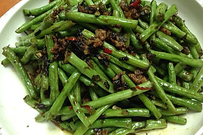 肉沬榄菜炒豆角