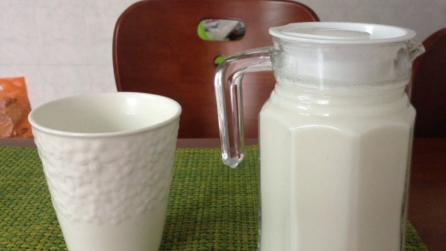 杏仁奶（豆浆机制作）的做法