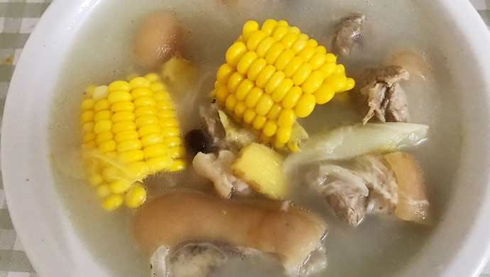 猪手玉米汤