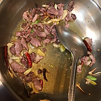 芹菜炒肉的做法图解7