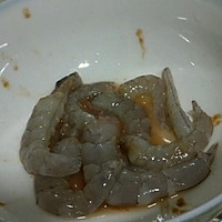 鲜虾海带汤—有康师傅鲜虾鱼板面的味道的做法图解2