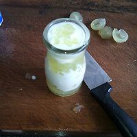 夏日大作战——葡萄酸奶冰的做法图解5