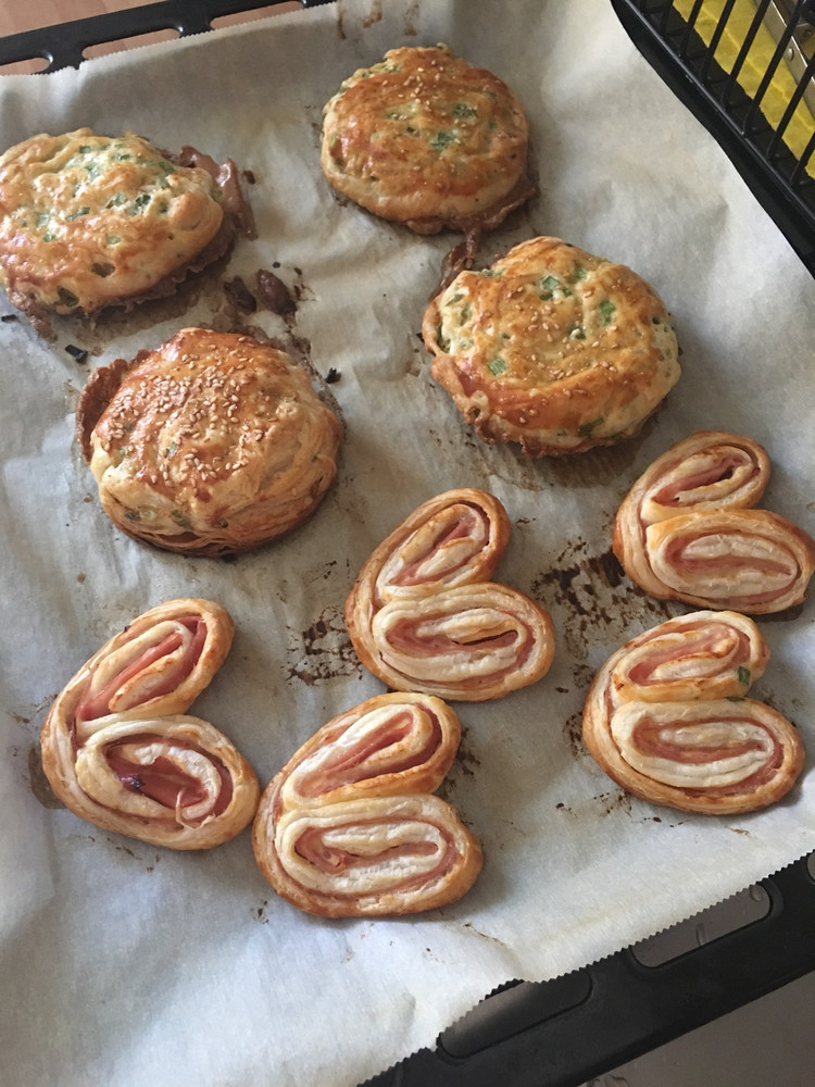 烤箱版酥皮葱油饼（附蝴蝶酥）的做法