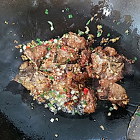 蒜香排骨的做法图解3