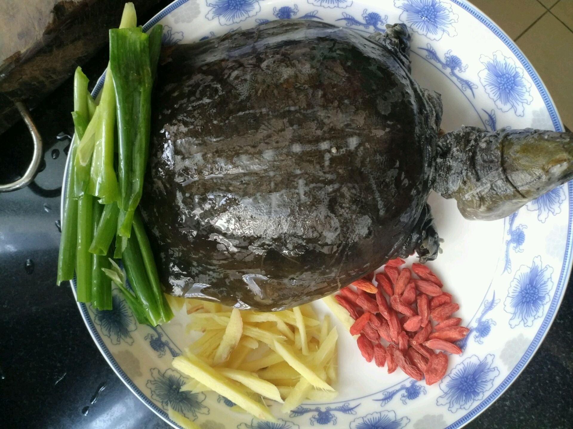 家常红烧甲鱼怎么做_家常红烧甲鱼的做法_豆果美食