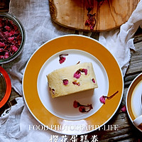 春暖花开，花季里的花美食～樱花蛋糕卷的做法图解14