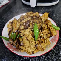 香菇炒鸡胸肉的做法图解8