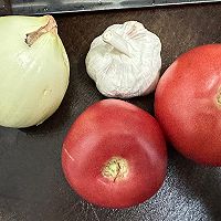 番茄海鲜烩饭的做法图解2