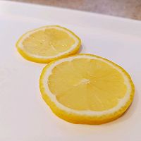 香菜柠檬冰红茶特饮的做法图解2