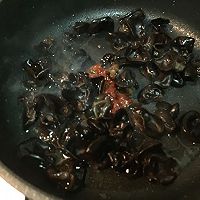 鸡蛋木耳炒粉的做法图解3