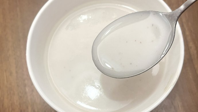 美白养颜的银耳杏仁露～秋冬就是要润～