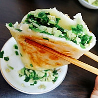 鸡蛋虾仁韭菜盒子的做法图解12