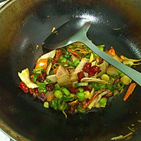 贡菜炒腊肉的做法图解4