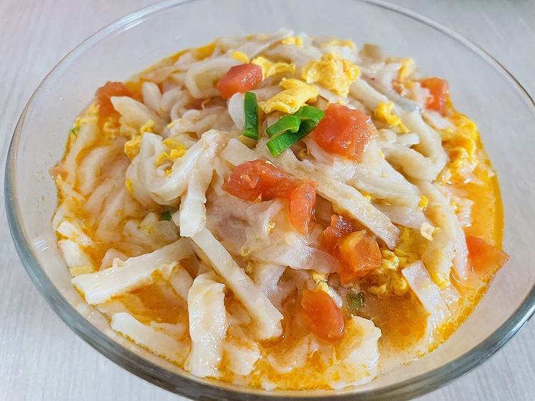 简单美味～西红柿鸡蛋烩饼的做法