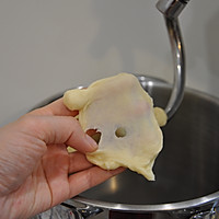 童年的蛋糕房：香葱肉松面包卷的做法图解1