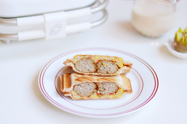 元气早餐 | 10分钟Get肉丸蟹柳蛋饼三明治的做法