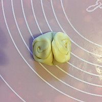 白豆沙蛋黄酥的做法图解16