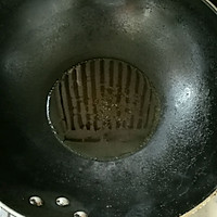 洋葱炒肉的做法图解2