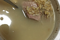 燕麦鱼胶排骨汤的做法