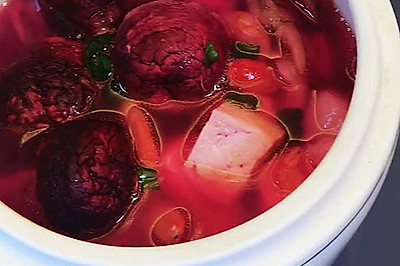 月子汤：红菇虾仁豆腐汤