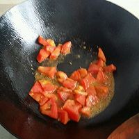 洋葱炒西红柿的做法图解3