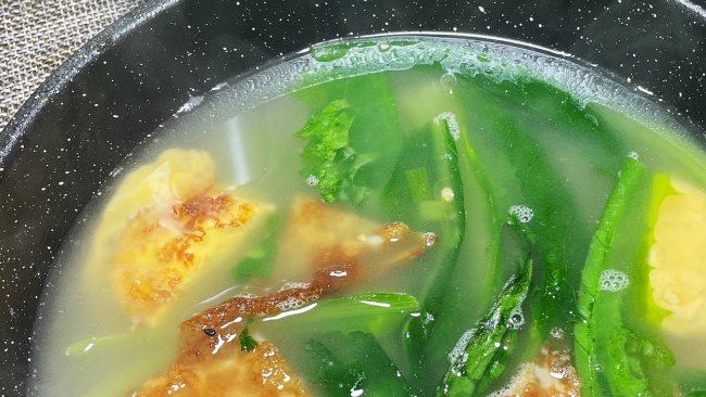 #鸡汁入家宴 感恩正当“食”#暖胃又好喝的油麦菜鸡蛋汤的做法
