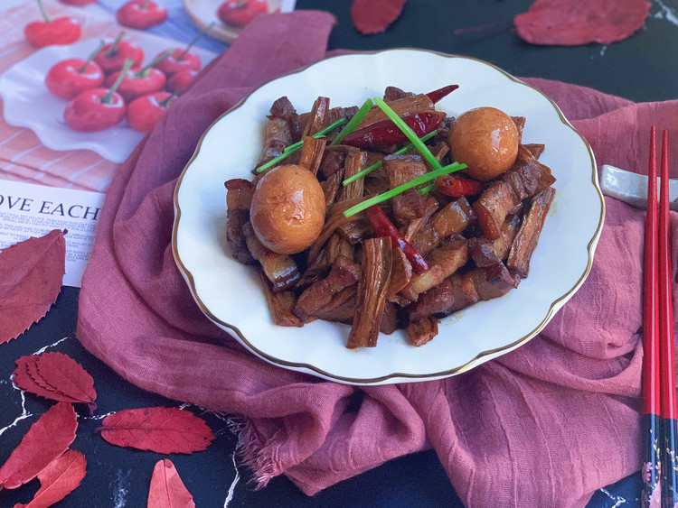 豆笋烧五花肉的做法