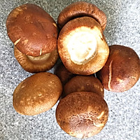 简单享美味--迷迭香烤香菇鹌鹑蛋的做法图解2
