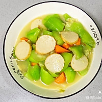 【孕妇食谱】丝瓜烩鱼饼，甜鲜美味，色泽鲜艳、低脂又营养～的做法图解8