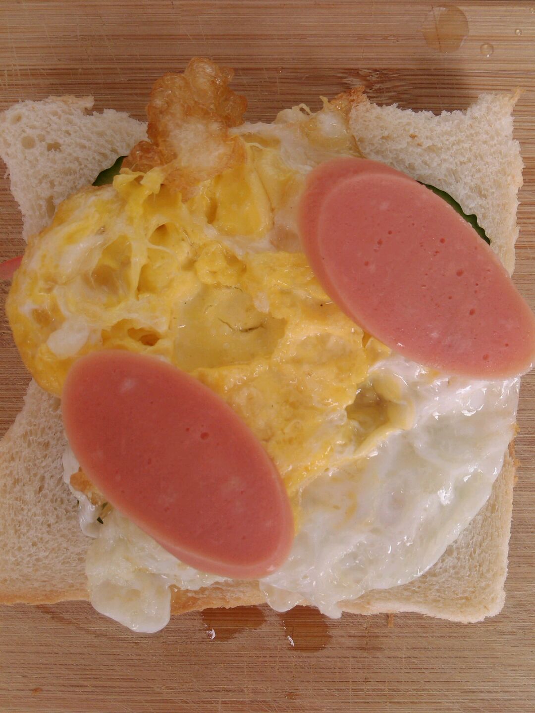 【绽放的味蕾】三分钟早餐：鸡蛋火腿三明治