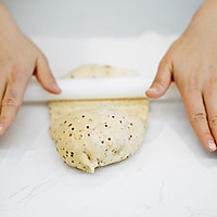养颜又健康的母亲牌面包的做法图解9