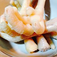 【年夜饭】手抓金蛋（咖喱凤爪鹌鹑蛋）的做法图解3