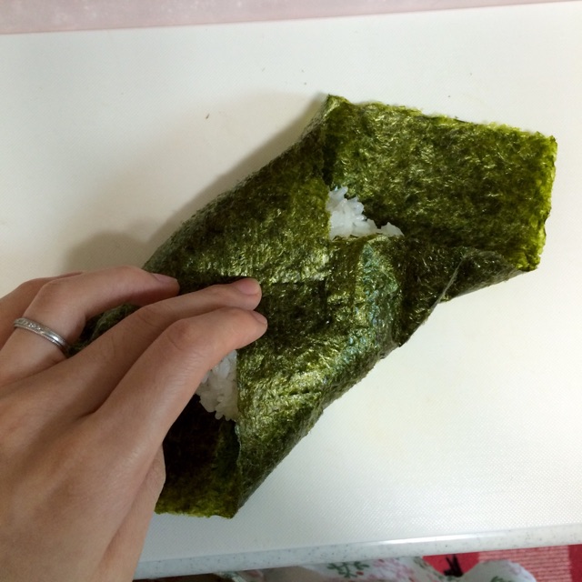 不用捏的口袋饭团“おにぎらず”的做法图解6