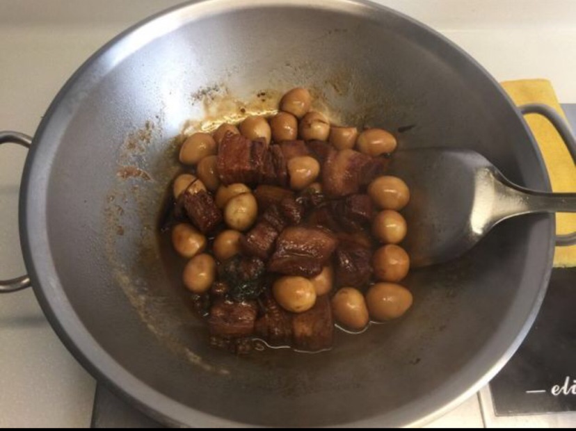 鹌鹑蛋红烧肉#金龙鱼外婆香小榨菜籽油#的做法图解9